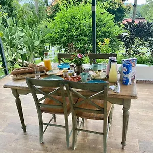 Gaestezimmer In Der Zimmer Homestay